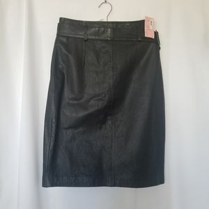 NWT Carlisle 100% Leather Belted Skirt Size 6